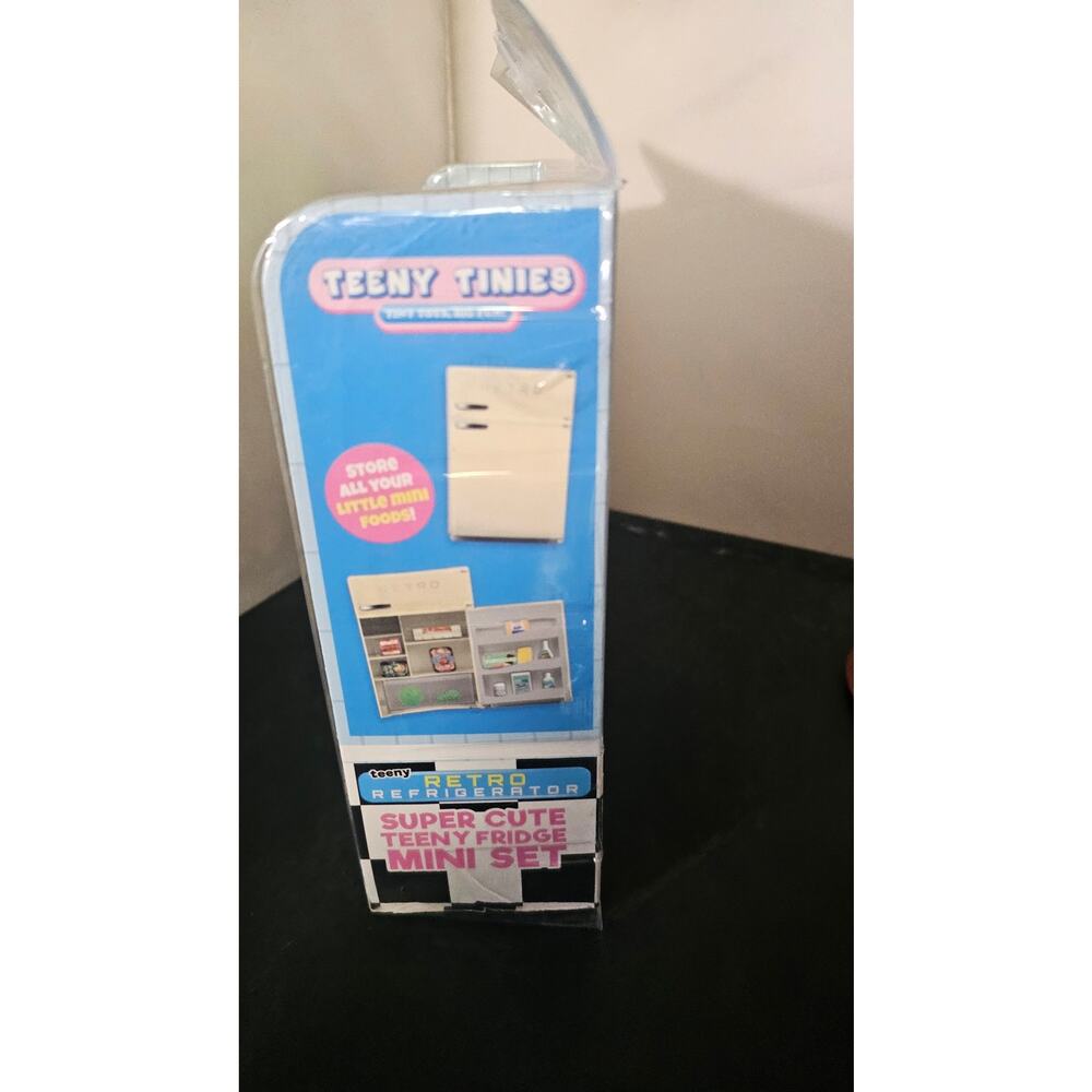 Teeny Tinies Retro Refrigerator Doll Miniature Food Mini Playset 1:6 Scale New - Picture 4 of 7